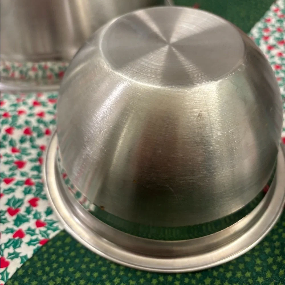 Set Of 3 Mixing Bowls Gently Loved Loved Condition Final Sale